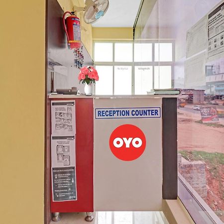 Hotel O Lakshmi Sri Deluxe Boarding & Lodgeing Kumbalgod Zewnętrze zdjęcie